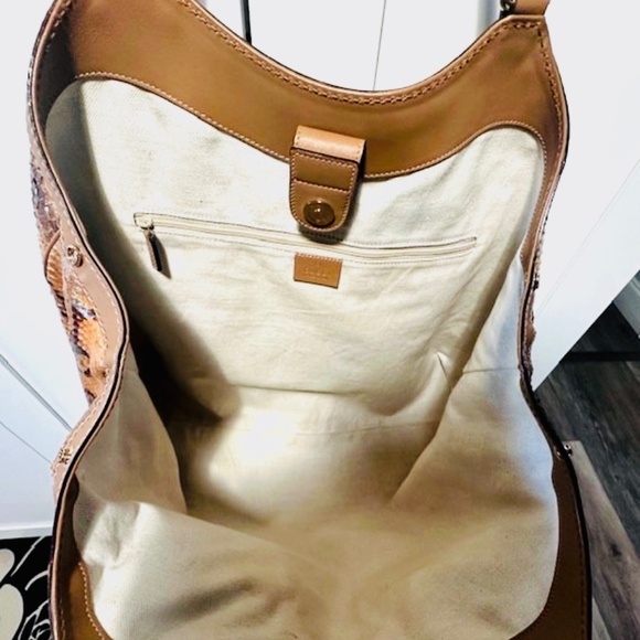Gucci Large Sukey Python Leather!!! EXCELLENT CONDITION!! AMAZING PRICE!!!! - Picture 3 of 16